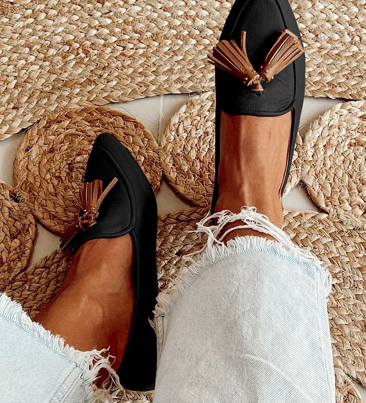 Vesperia - Contemporary Fringed Moccasins