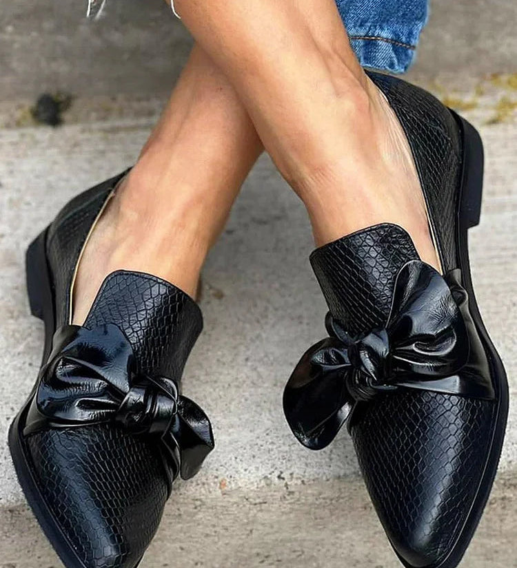 Chelsea - Stylish Bow-Embellished Loafers