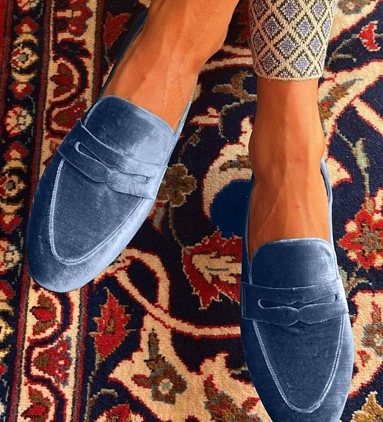 Noemi - Classic Vintage Moccasins