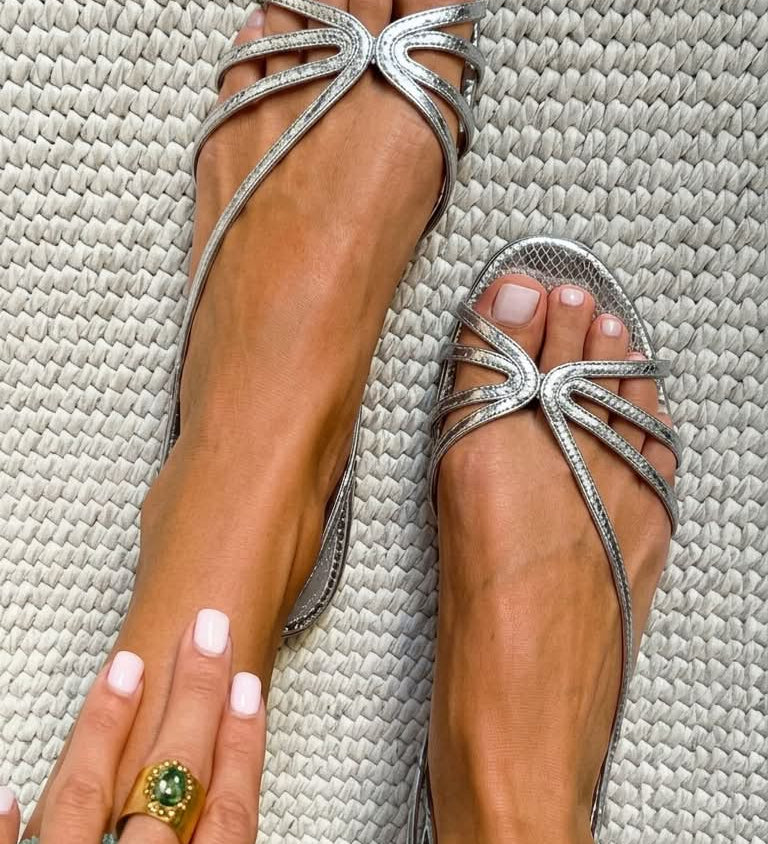 Ginevra | Golden Sandals Summer Elegance