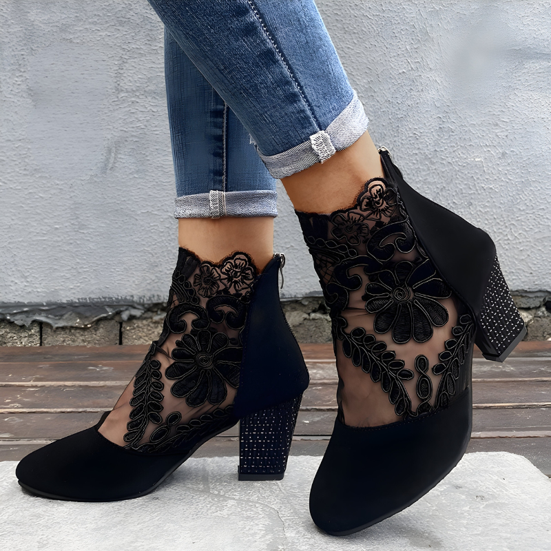 Lynora | Orthopaedic Heels