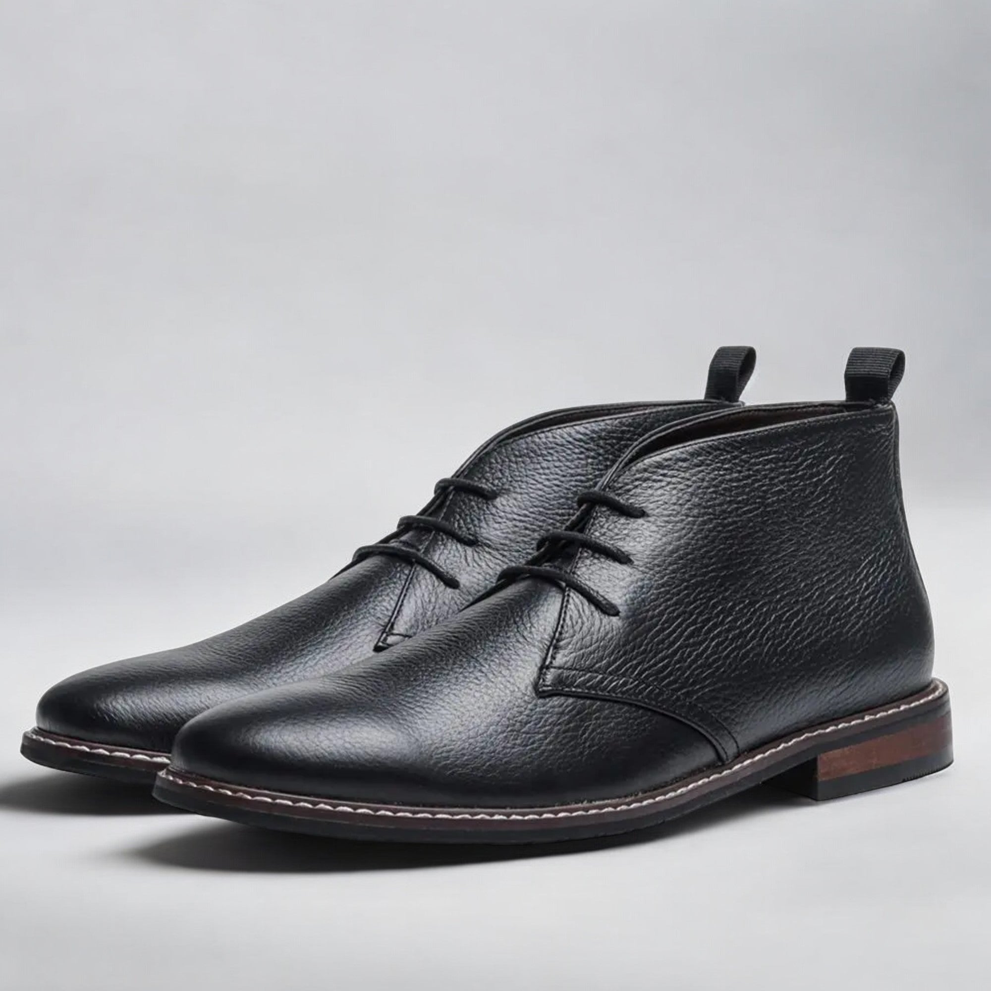 Herold™ Leather Chukka Boots