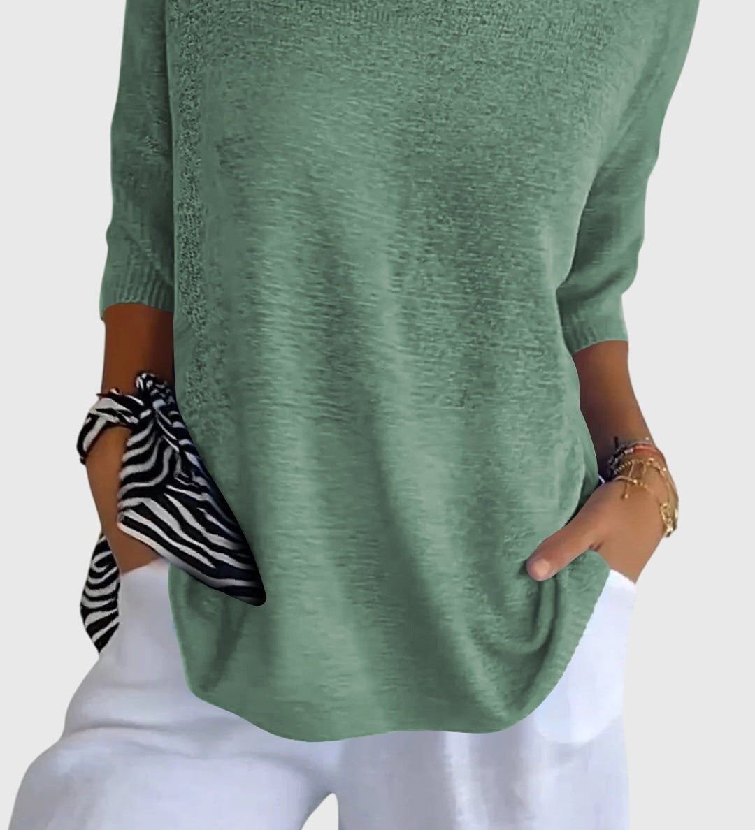 Caroline | Stylish V-Neck Blouse