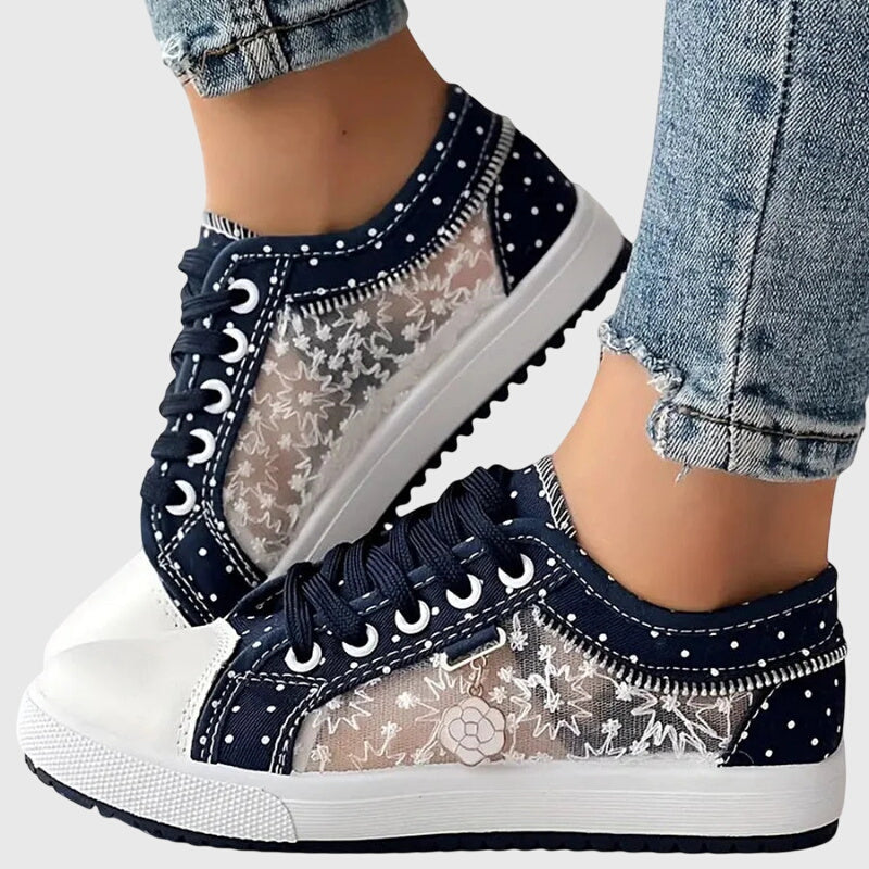 Anaïs | Orthopaedic Trainers