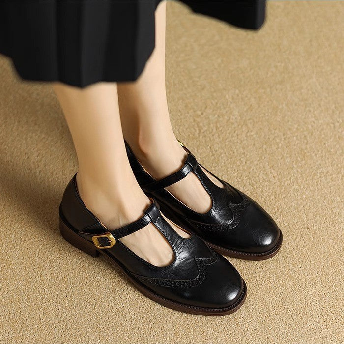 Manon | Classic Mary Jane Footwear