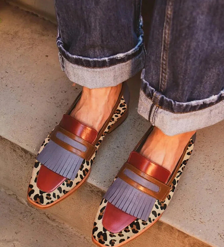 Zelda - Chic Leopard Print Moccasins