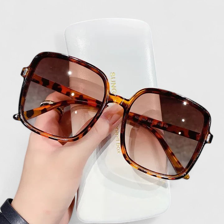 Destinie | Chic Sunglasses Collection