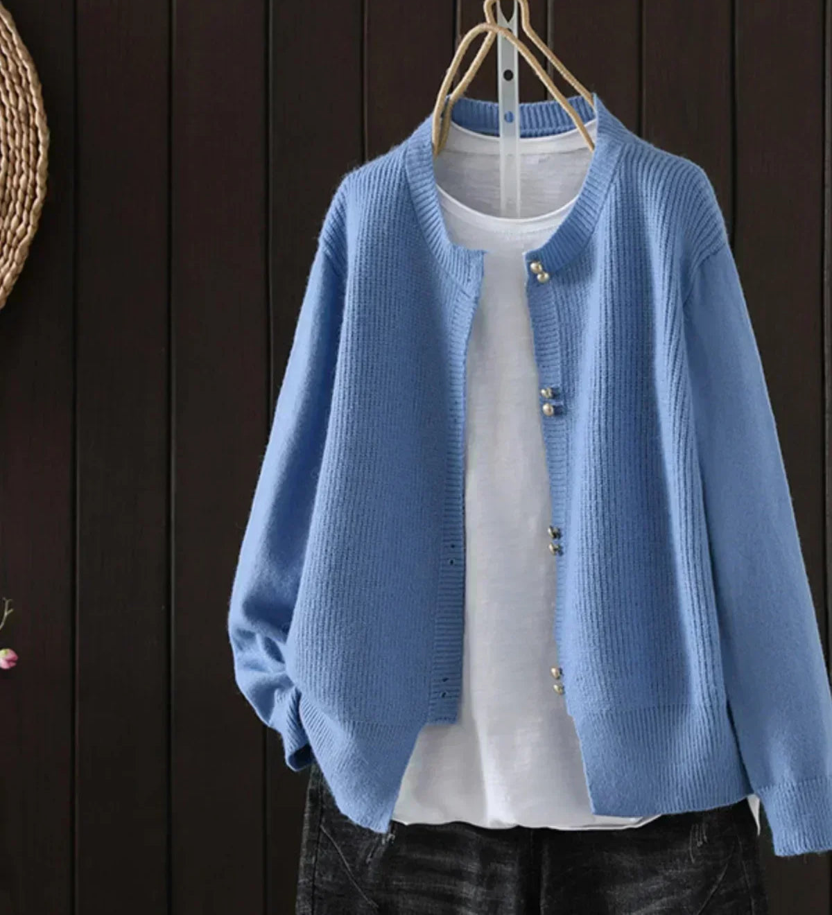 Auri | Cozy Cardigan for Ultimate Comfort