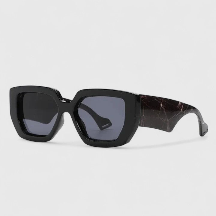 Jossalyn | Chic Sunglasses