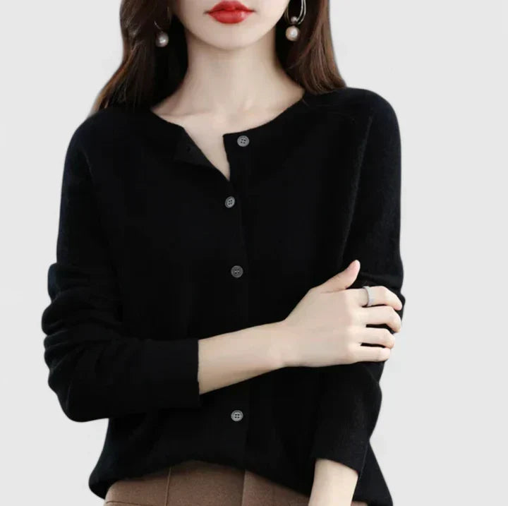 Lyxandria | Cozy Cardigan