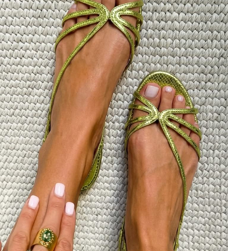 Ginevra | Golden Sandals Summer Elegance