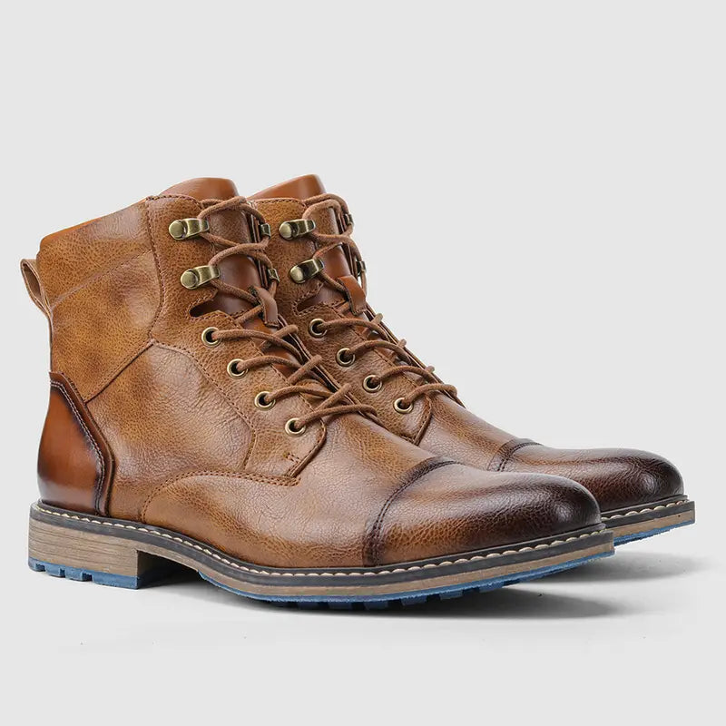 Nathan Voyager Hiking Boots