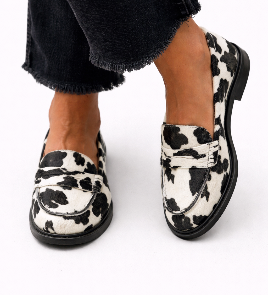 Claria - Stylish Printed Loafers