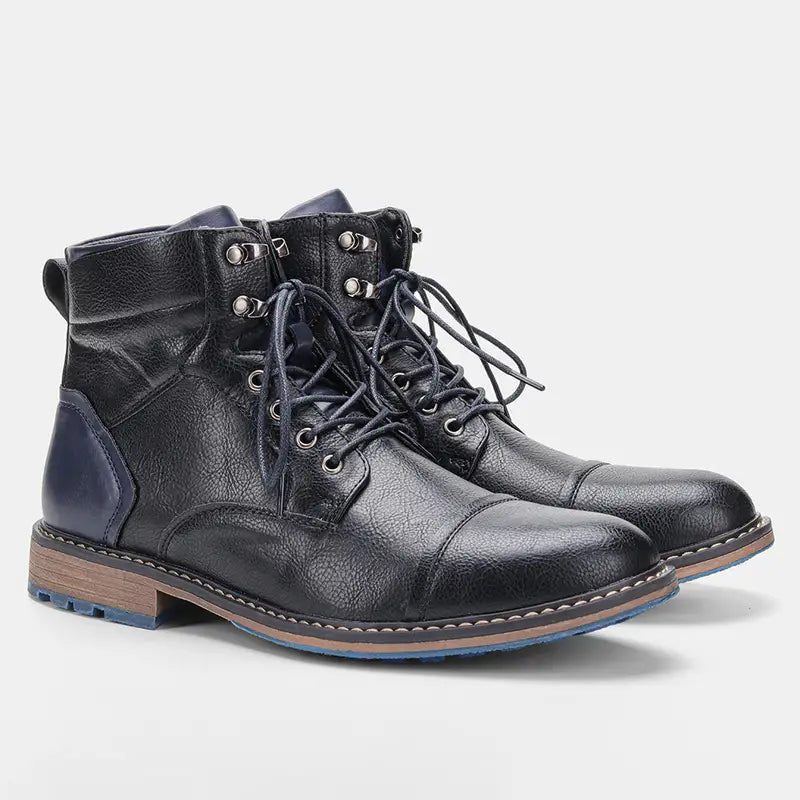 Nathan Voyager Hiking Boots