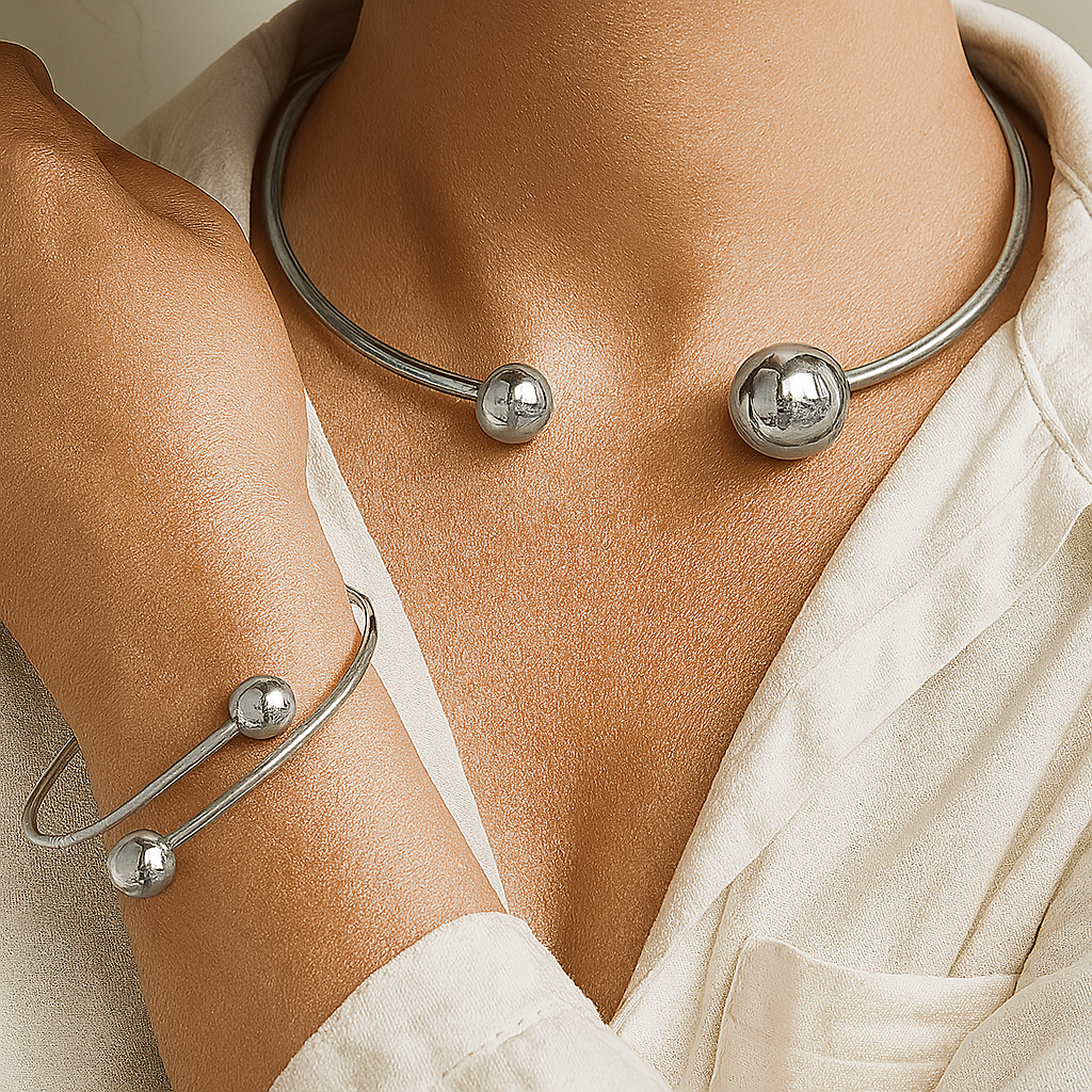 Elegant Glow Necklace and Bracelet Duo – view 2