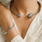 Elegant Glow Necklace and Bracelet Duo – view 2