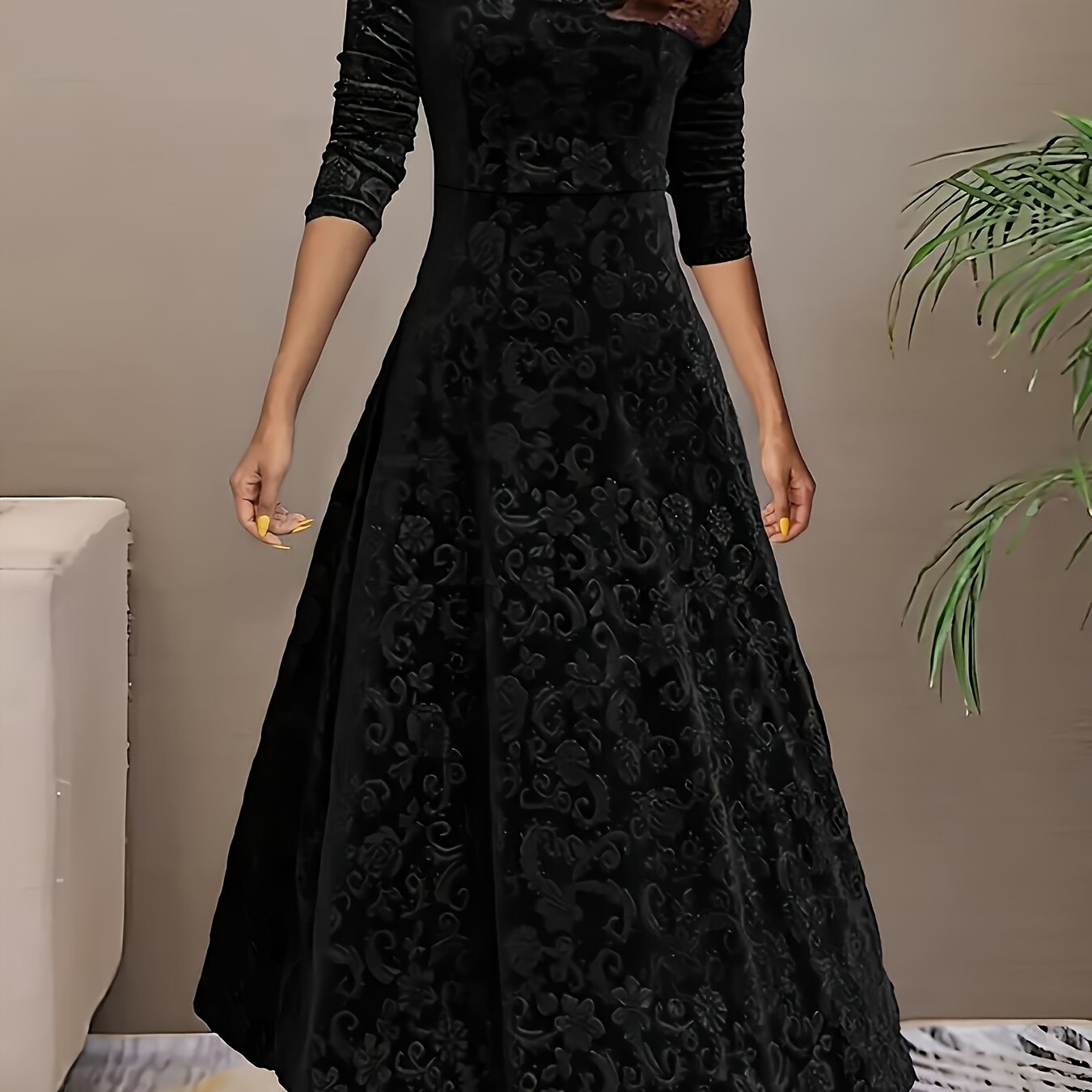 Julie | Elegant Patterned Maxi Dress