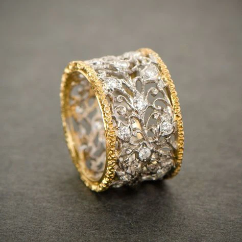 Mika - Classic Ekblad Zirconium Ring