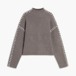 Nina ribstrikket sweater med høj hals fra Elsebeth København, i fuld figur