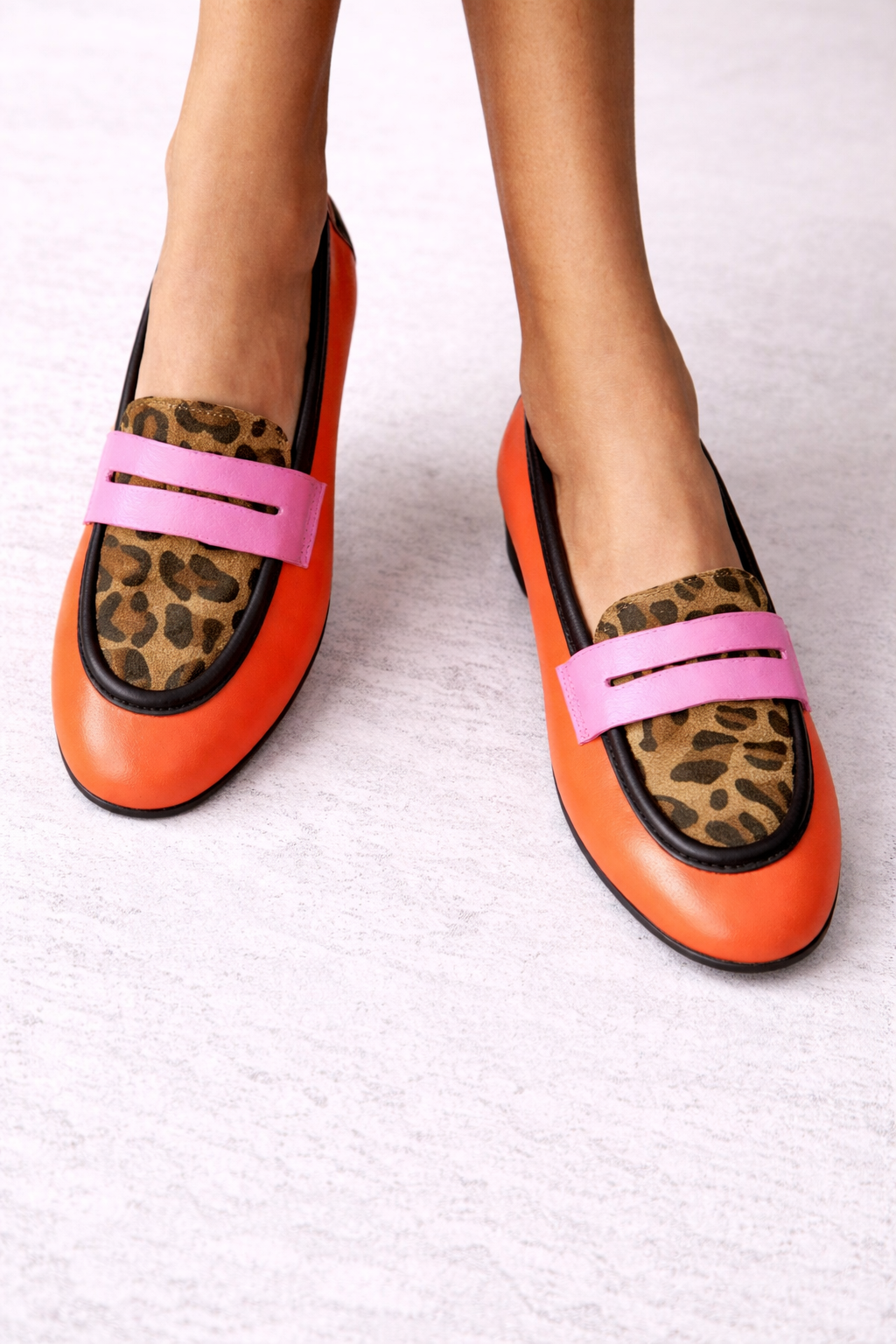Sia - Stylish Safari Moccasins